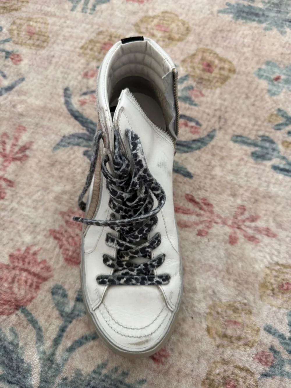 Golden Gooses - Picture 3 of 8